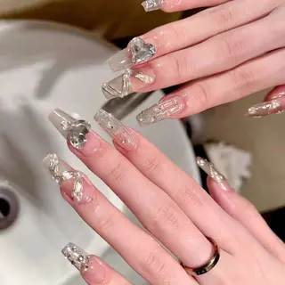 ネイル MoonNail ユリ🌸のネイルデザイン