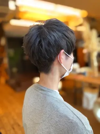 ショート カラー メンズ 両国駅徒歩1分⭐️ アイロン仕上げのヘアスタイル
