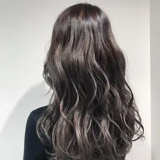 ロング カラー ヘアアレンジ Zina渋谷エリア マネージャShionのヘアスタイル