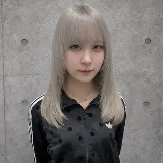 ミディアム カラー ✨ブリーチ支持No1 複雑履歴修正/舘岡のヘアスタイル
