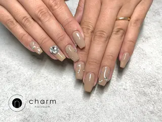ネイル ネイルルーム チャームのネイルデザイン