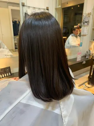 セミロング ヘッドスパニスト YUZURIのヘアスタイル