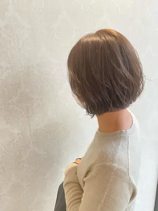 ショート カラー デザインカラー✨新倉 佑奈のヘアスタイル