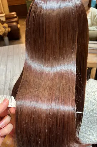 ロング カラー 大塚 実優のヘアスタイル