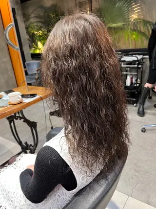 ロング パーマ ブリーチ/縮毛矯正 ❤️‍🔥シンノスケのヘアスタイル