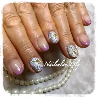 ネイル Lily*nail 🌻Mii🌻のネイルデザイン