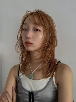 ミディアム ayaka 🍀のヘアスタイル