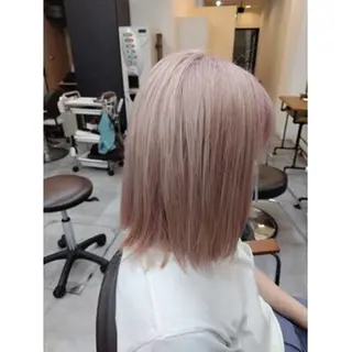 カラー ミディアム 澤田 あきのヘアスタイル