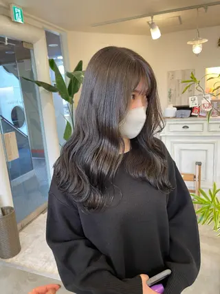 ロング カラー 中堀 遥のヘアスタイル