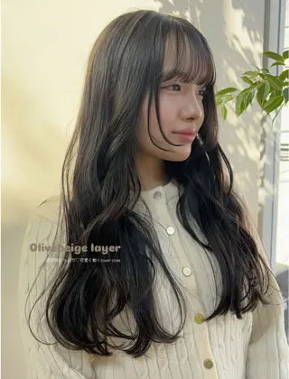 ロング 🩶透明感カラー×レ イヤー/miho🩶のヘアスタイル