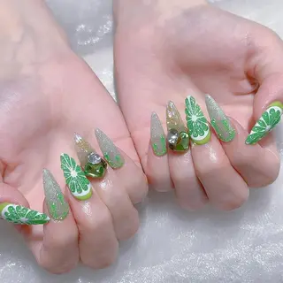 ネイル Queens ゲンのネイルデザイン