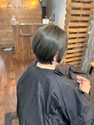 ショート Luzir⭐︎ GEN⭐︎のヘアスタイル
