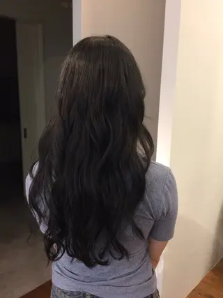 ロング SHIORI🎀 ブリーチ/艶カラーのヘアスタイル