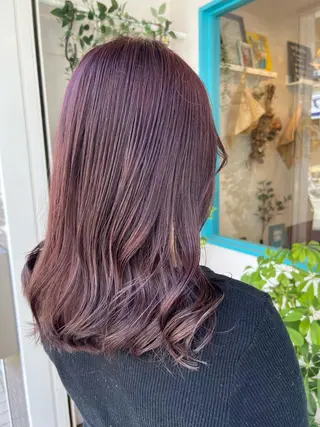 ロング カラー 齊藤 萌香のヘアスタイル