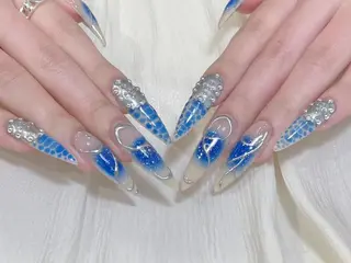 ロング 💅 リリアのネイルデザイン
