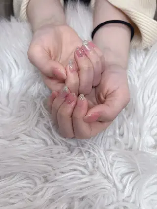 ネイル &ME シシのネイルデザイン