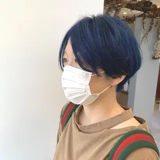ショート カラー 綿貫 美雪のヘアスタイル