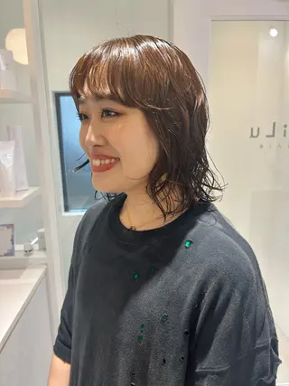 ミディアム パーマ チアキ ジュリのヘアスタイル