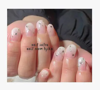 ネイル ﾈｲﾙﾙｰﾑﾘｯｶ 𝐦𝐚𝐲𝐮のネイルデザイン