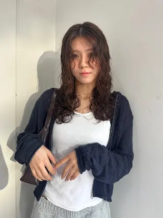 セミロング カラー パーマ 松本 雪愛のヘアスタイル