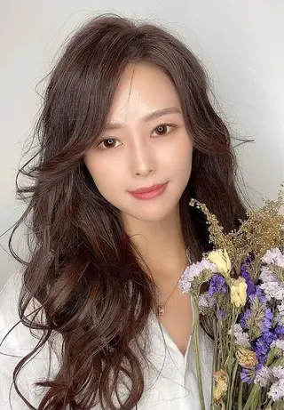ロング 💎髪質改善専門 jewel boxのヘアスタイル