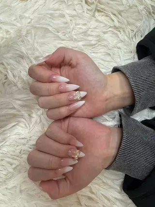 ネイル ✨リース🩵 nail新宿のネイルデザイン