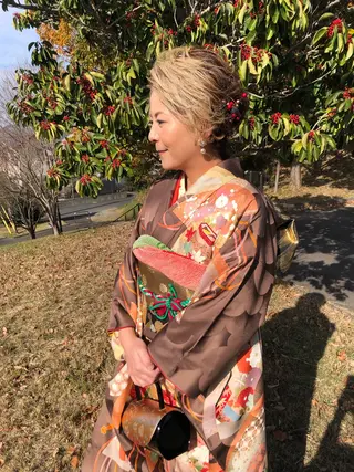 ヘアアレンジ ツノガイ エリのヘアスタイル