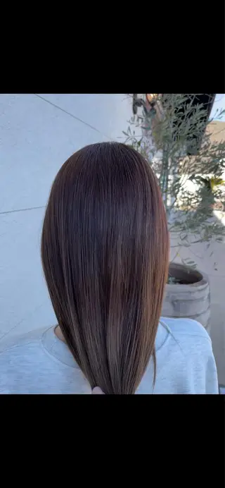 ロング カラー 鵜飼 真伍のヘアスタイル