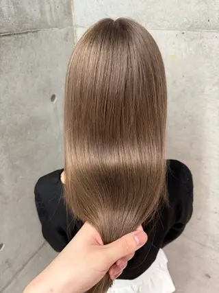 カラー あ い か 🎀 レイヤーカットのヘアスタイル