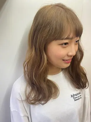 セミロング カラー stylist トモヤのヘアスタイル