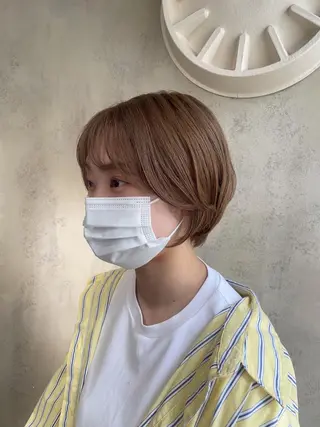 ショート カラー 梅田美容室 山崎海波のヘアスタイル