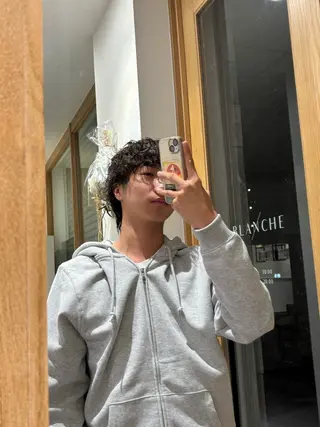 パーマ メンズ 下村 琉弥のヘアスタイル