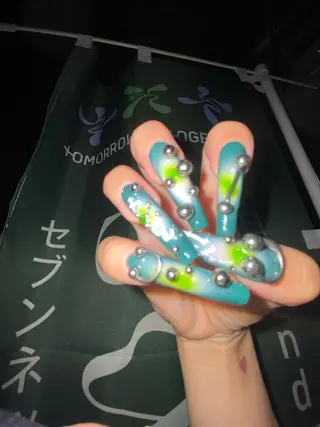 ネイル en　nail 池袋店所属・個性派🌺推しネイル 💅💞hota🐇のネイルデザイン