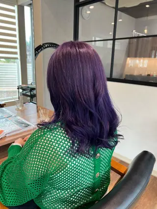 セミロング カラー 大川 優佳のヘアスタイル