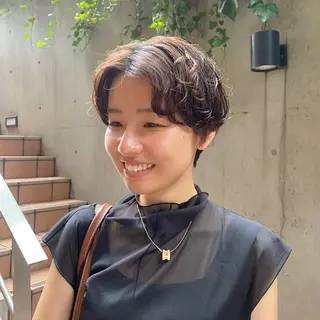 ショート 大人可愛い♡コテ巻き パーマ🌼杉田 萌恵のヘアスタイル