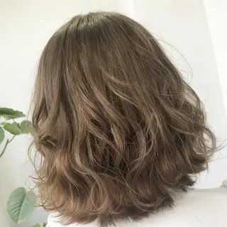 ミディアム カラー ブリーチ毛縮毛矯正 👑山口のヘアスタイル