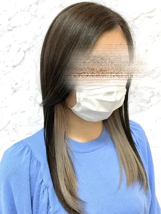 ロング ブリーチ🌈ハイトー ンカラー ✨アニカ✨のヘアスタイル
