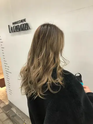 セミロング カラー 東條 克義のヘアスタイル
