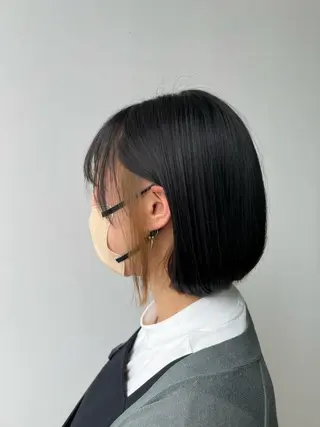 ショート カラー 小池 楓のヘアスタイル