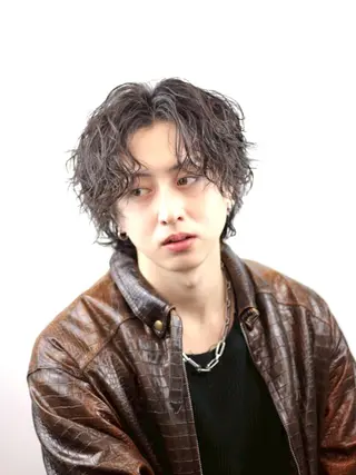 メンズ 🔥大人の色気パーマ メンズヘア特化🔥のヘアスタイル