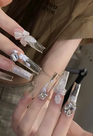 ネイル D-BEAUTY Nailsalonのネイルデザイン