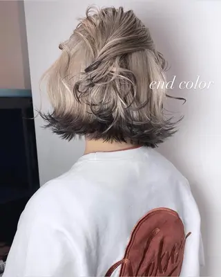 ショート カラー 💜ハイトーン💛 マジカルかいちゃんのヘアスタイル