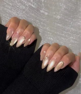 ネイル Salon emm所属・Salon emm emmのネイルデザイン