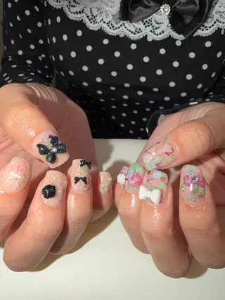 ネイル 🎵AIRI/ヘアー ⭐︎アートネイル🪽のネイルデザイン