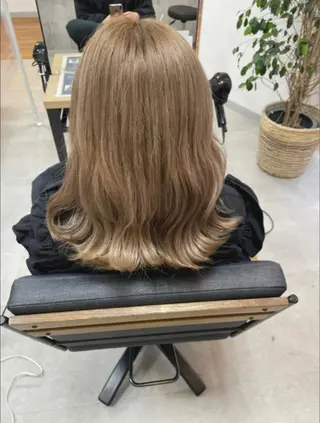 カラー 宮崎 千夏のヘアスタイル
