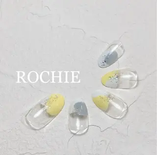 ネイル ROCHIE ロキエ(まなみ)のネイルデザイン