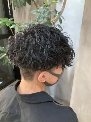 ショート パーマ メンズ 波巻きスパイラルパー マ/シャドウパーマ駿のヘアスタイル