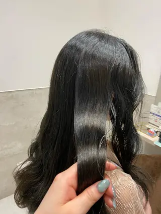 ロング カラー しみず さきのヘアスタイル