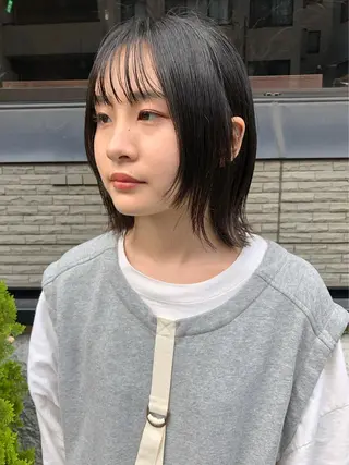 ショート ブリーチ😼 ボブ✍️レイヤーのヘアスタイル