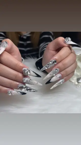 ネイル 加納 莉音のネイルデザイン